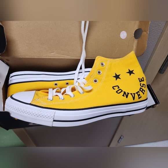 Converse Smiley Face Unisex - Picture 3 of 5